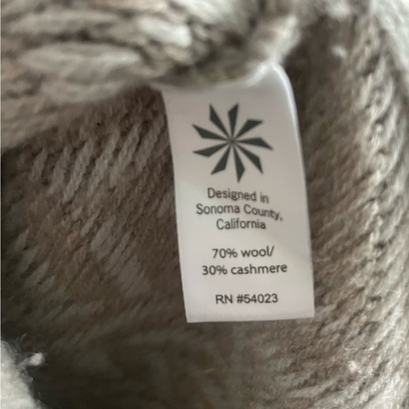 Athleta Cashmere Blend Turtleneck Sweater - Picture 7 of 7